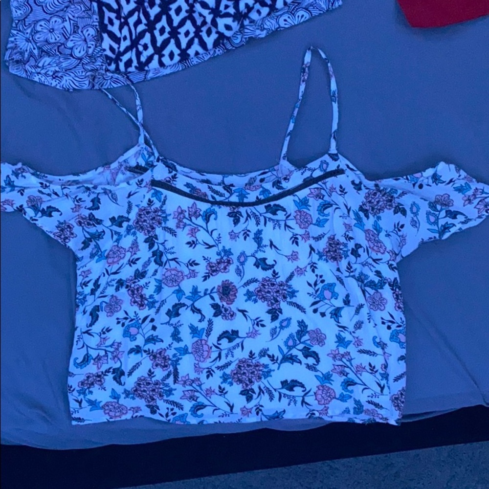 Charlotte Russe M Floral off the shoulder top
